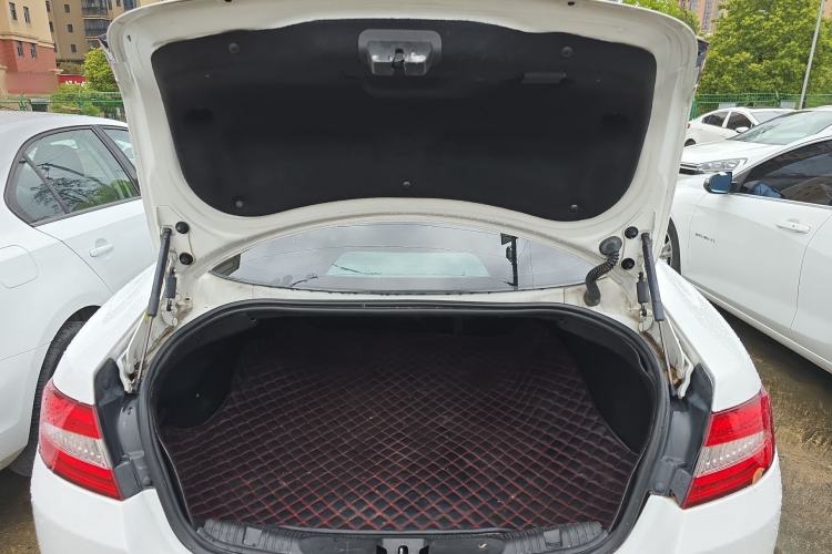 Used Jaguar XF 2014 XF 2.0T Luxury Edition Trunk