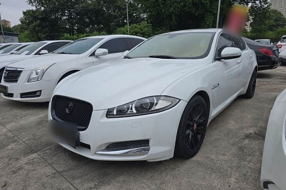 Jaguar XF 2014