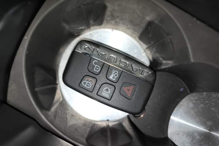 Used Jaguar XF 2014 XF 2.0T Prestige Edition Vehicle Key