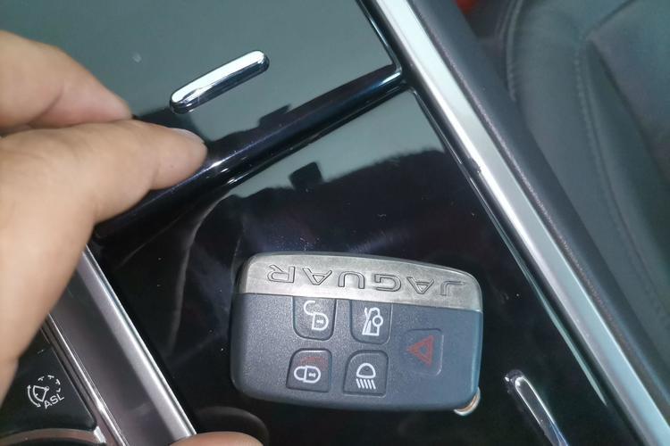 Used Jaguar XF 2014 XF 3.0 SC Sport Club Limited Edition Vehicle Key