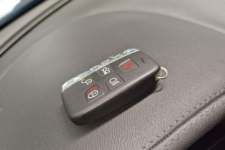 Used Jaguar XF 2014 XF 2.0T Luxury Edition Vehicle Key