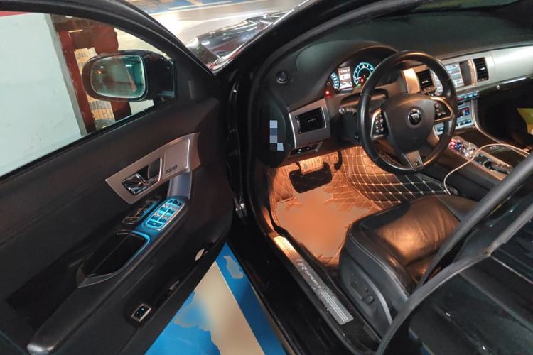 Used Jaguar XF 2015 XF 3.0 SC R-Sport Luxury Edition Driver Seat