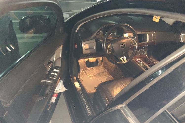 Used Jaguar XF 2015 XF 2.0T 80th Anniversary Collector's Edition Driver Seat
