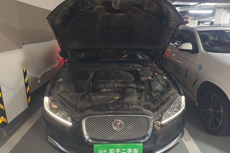 Used Jaguar XF 2015 XF 2.0T 80th Anniversary Collector's Edition Engine Bay