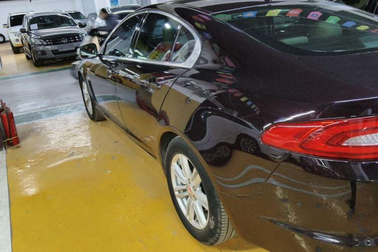 Used Jaguar XF 2015 XF 2.0T Prestige Edition Exterior 5