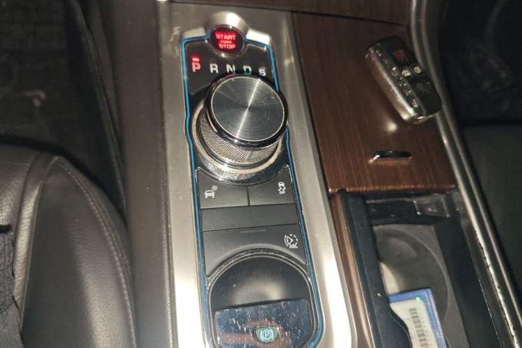 Used Jaguar XF 2015 XF 2.0T 80th Anniversary Collector's Edition Gear Lever