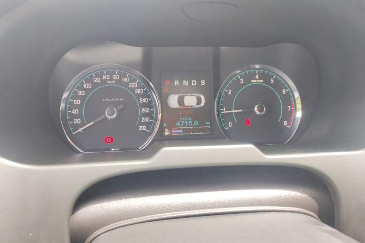 Used Jaguar XF 2015 XF 2.0T Luxury Edition Instrument Cluster