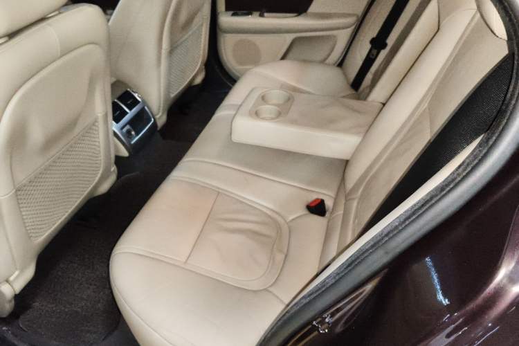 Used Jaguar XF 2015 XF 2.0T Prestige Edition Interior 1