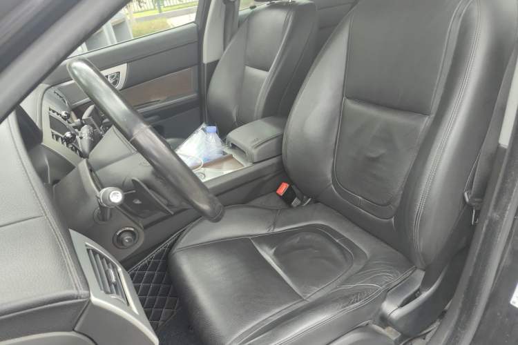 Used Jaguar XF 2015 XF 2.0T 80th Anniversary Collector's Edition Left Front Seat