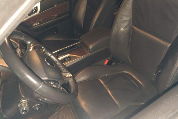 Used Jaguar XF 2015 XF 2.0T 80th Anniversary Collector's Edition Left Front Seat