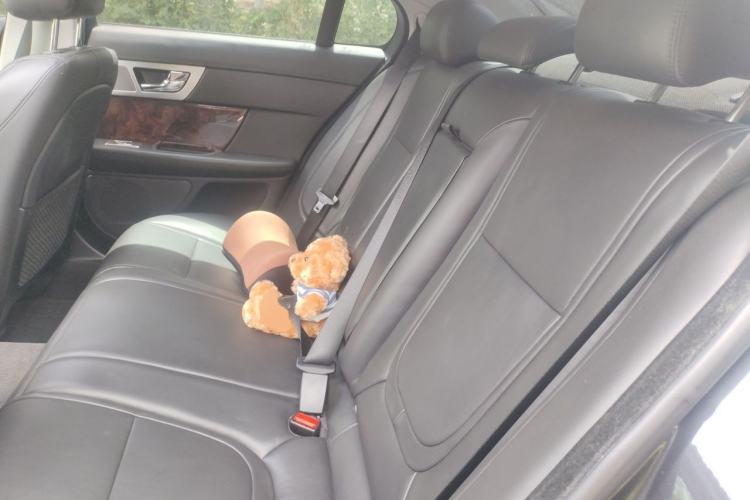 Used Jaguar XF 2015 XF 2.0T Luxury Edition Left Rear Seat