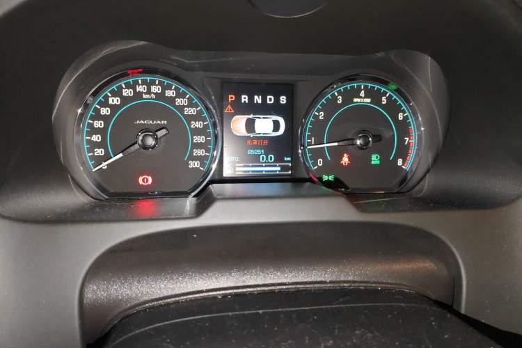 Used Jaguar XF 2015 XF 3.0 SC R-Sport Luxury Edition Odometer Close Up