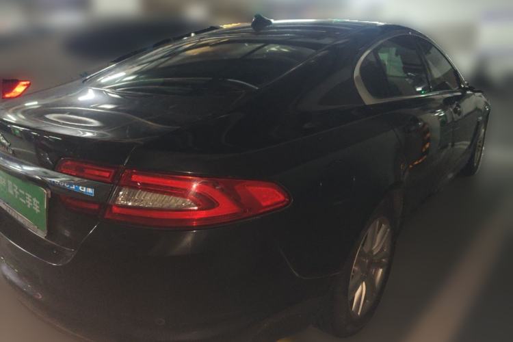 Used Jaguar XF 2015 XF 2.0T 80th Anniversary Collector's Edition Rear Right 45 Deg