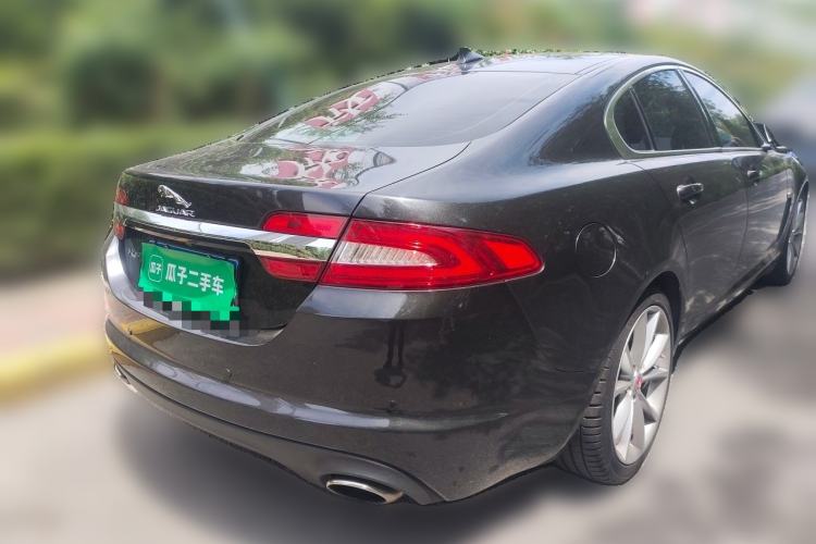 Used Jaguar XF 2015 XF 2.0T Luxury Edition Rear Right 45 Deg