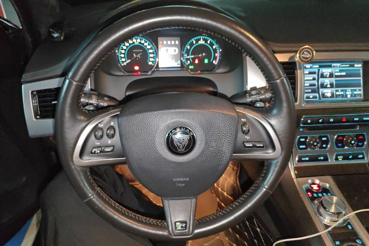 Used Jaguar XF 2015 XF 3.0 SC R-Sport Luxury Edition Steering Wheel