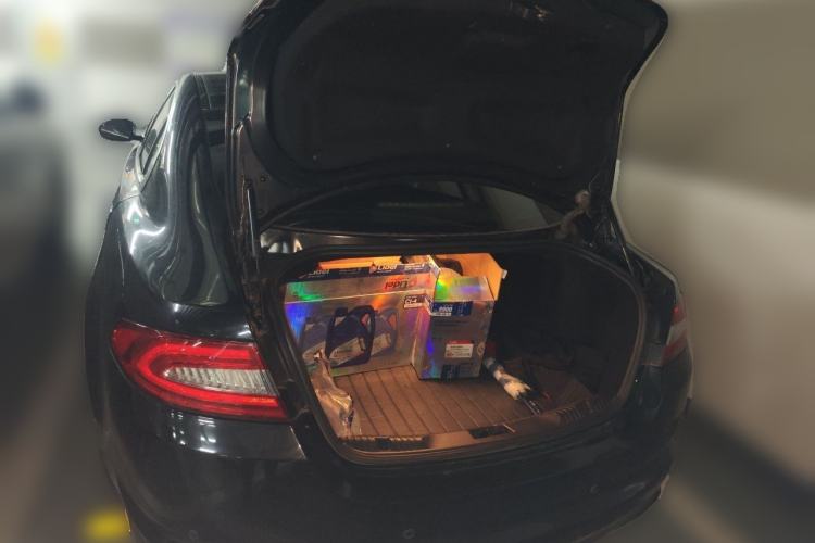 Used Jaguar XF 2015 XF 2.0T 80th Anniversary Collector's Edition Trunk