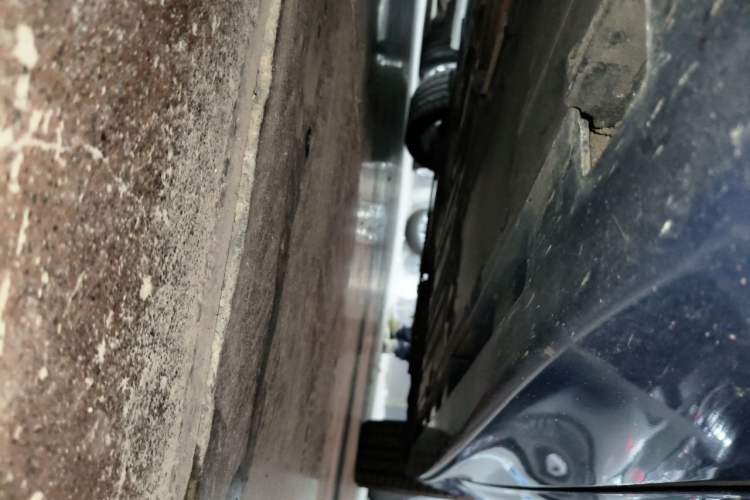 Used Jaguar XF  Chassis Front Left