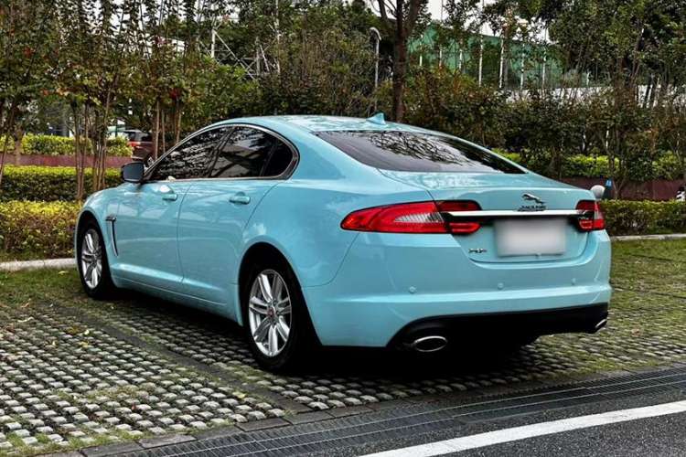 Used Jaguar XF 2015 XF 2.0T Prestige Edition Exterior 2