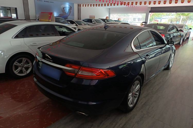 Used Jaguar XF 2015 XF 2.0T Prestige Edition Exterior 3