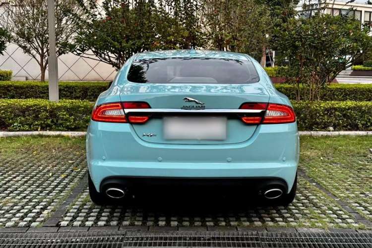 Used Jaguar XF 2015 XF 2.0T Prestige Edition Exterior 3