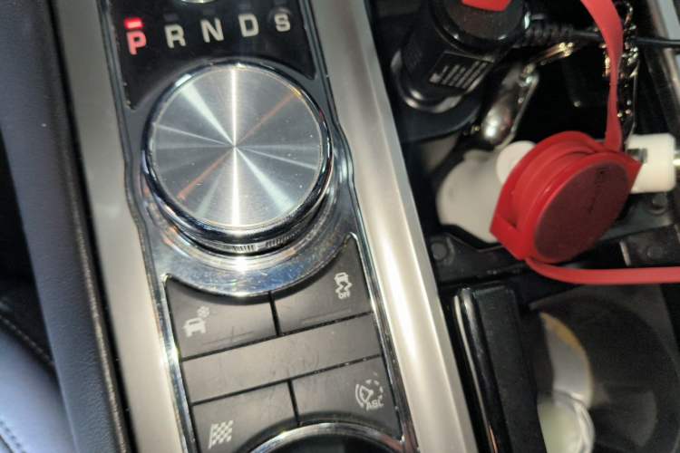 Used Jaguar XF  Gear Lever