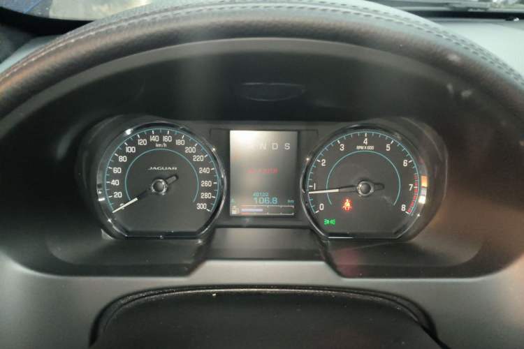 Used Jaguar XF  Instrument Cluster