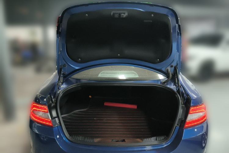 Used Jaguar XF  Trunk