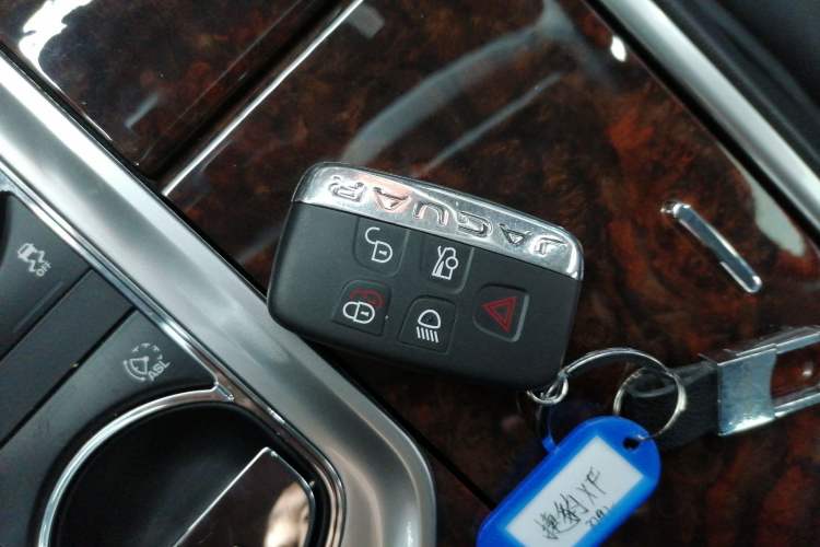 Used Jaguar XF 2015 XF 2.0T Luxury Edition Vehicle Key