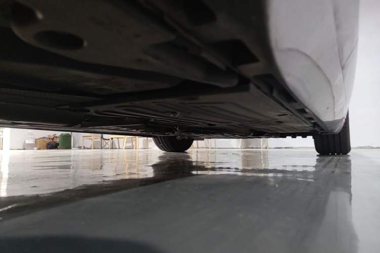 Used Jaguar XF 2015 XF 2.0T Prestige Edition Chassis Rear Right