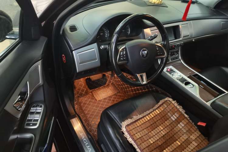Used Jaguar XF 2015 XF 2.0T Prestige Edition Driver Seat