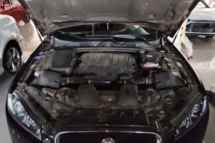 Used Jaguar XF 2015 XF 3.0 SC R-Sport Luxury Edition Engine Bay