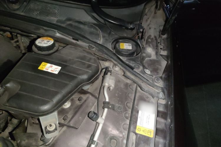 Used Jaguar XF 2015 XF 2.0T Prestige Edition Engine Bay Left