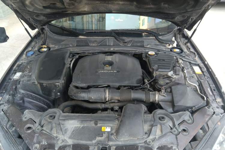 Used Jaguar XF 2015 XF 2.0T 80th Anniversary Collector's Edition Engine Bay