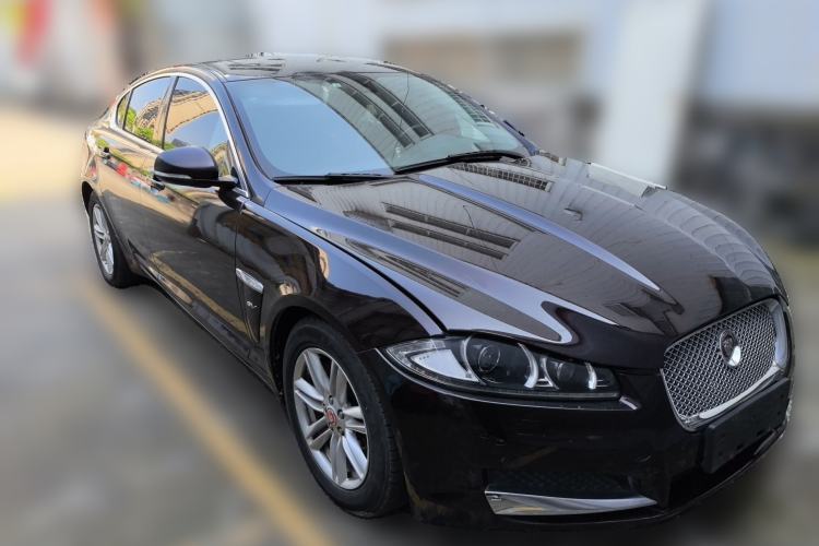 Used Jaguar XF 2015 XF 2.0T Prestige Edition Exterior 2