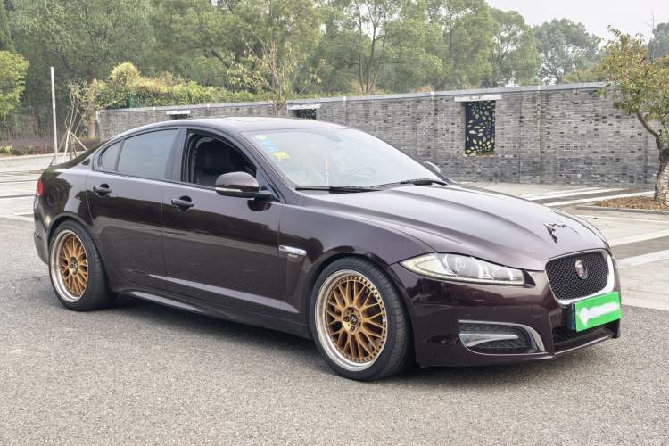 Used Jaguar XF 2015 XF 3.0 SC R-Sport Luxury Edition Exterior 2