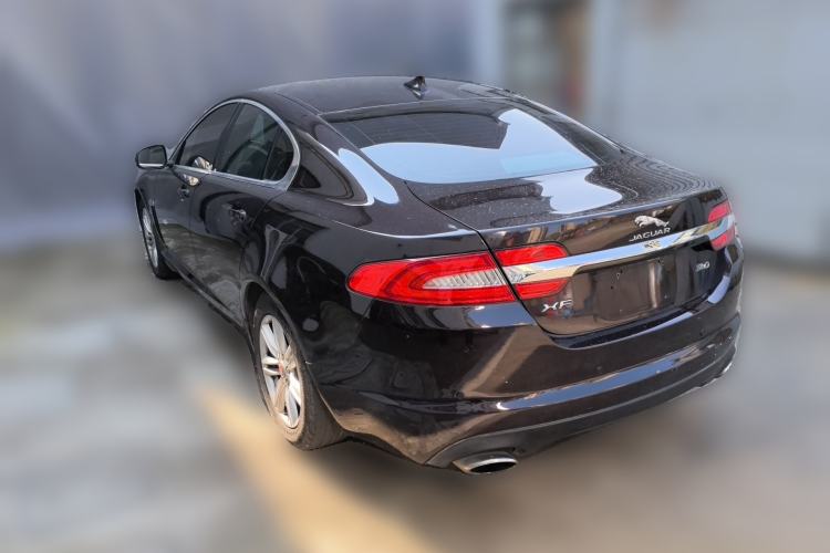 Used Jaguar XF 2015 XF 2.0T Prestige Edition Exterior 3