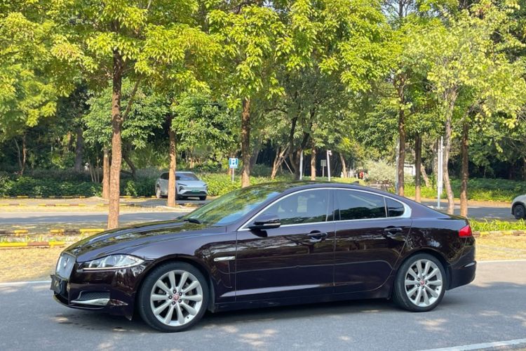 Used Jaguar XF 2015 XF 2.0T Prestige Edition Exterior 3