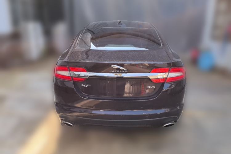 Used Jaguar XF 2015 XF 2.0T Prestige Edition Exterior 4