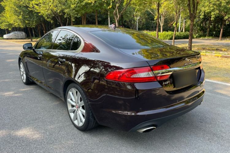 Used Jaguar XF 2015 XF 2.0T Prestige Edition Exterior 4