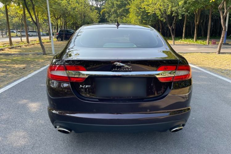 Used Jaguar XF 2015 XF 2.0T Prestige Edition Exterior 5