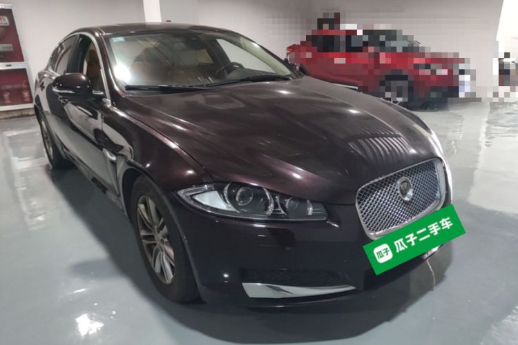 Used Jaguar XF 2015 XF 2.0T Prestige Edition Front Right 45 Deg