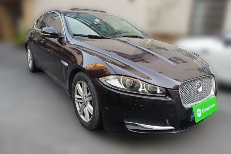Used Jaguar XF 2015 XF 2.0T Prestige Edition Front Right 45 Deg
