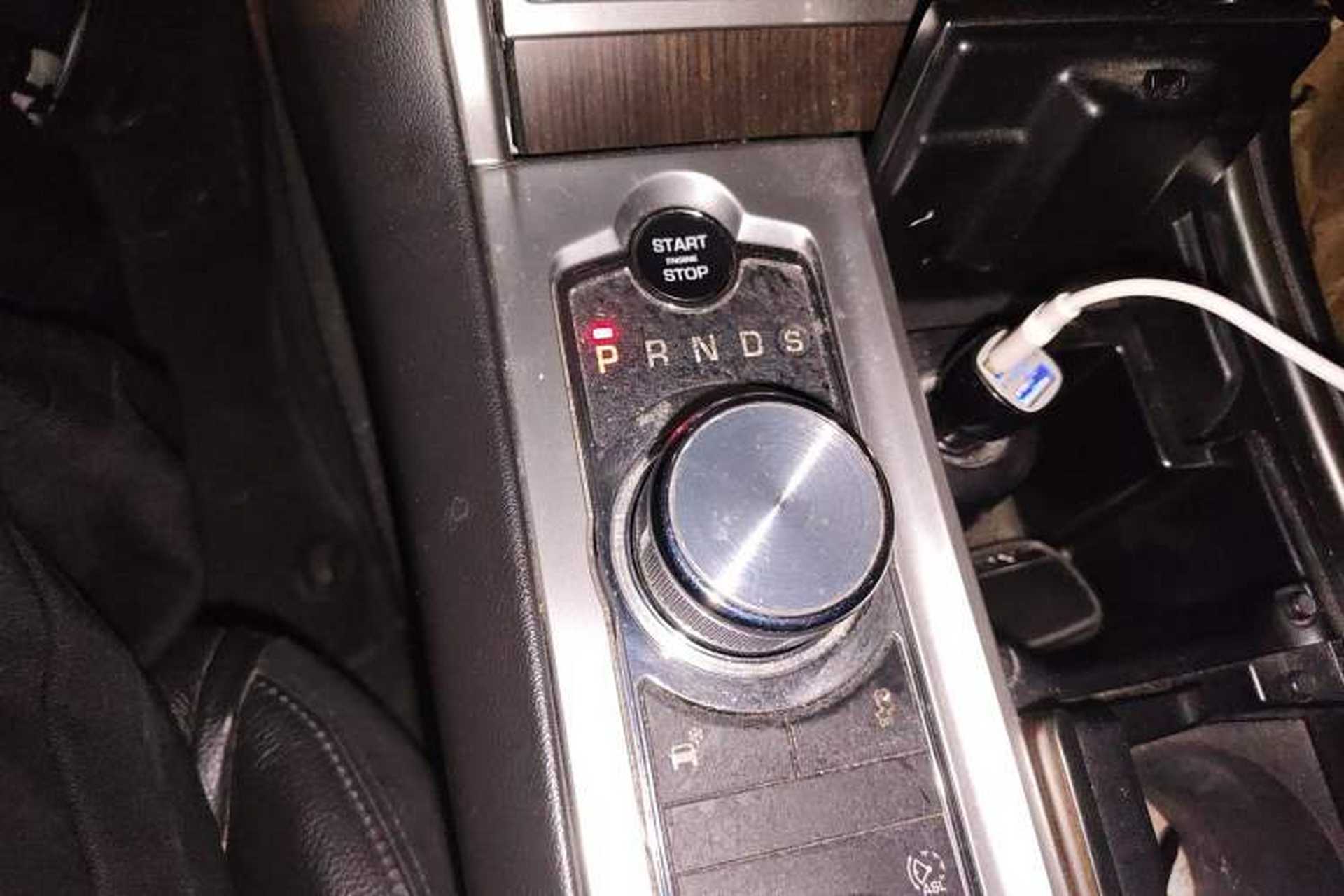 Used Jaguar XF 2015 XF 2.0T Prestige Edition Gear Lever