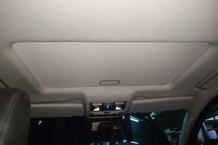 Used Jaguar XF 2015 XF 2.0T Prestige Edition Headliner