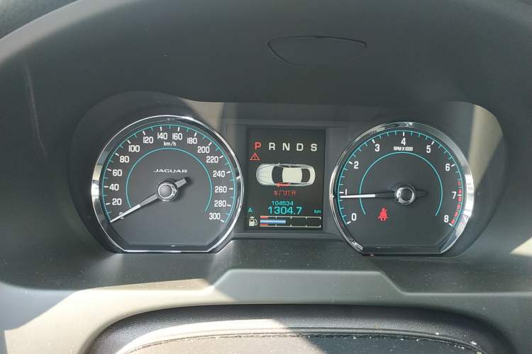 Used Jaguar XF 2015 XF 2.0T Prestige Edition Instrument Cluster