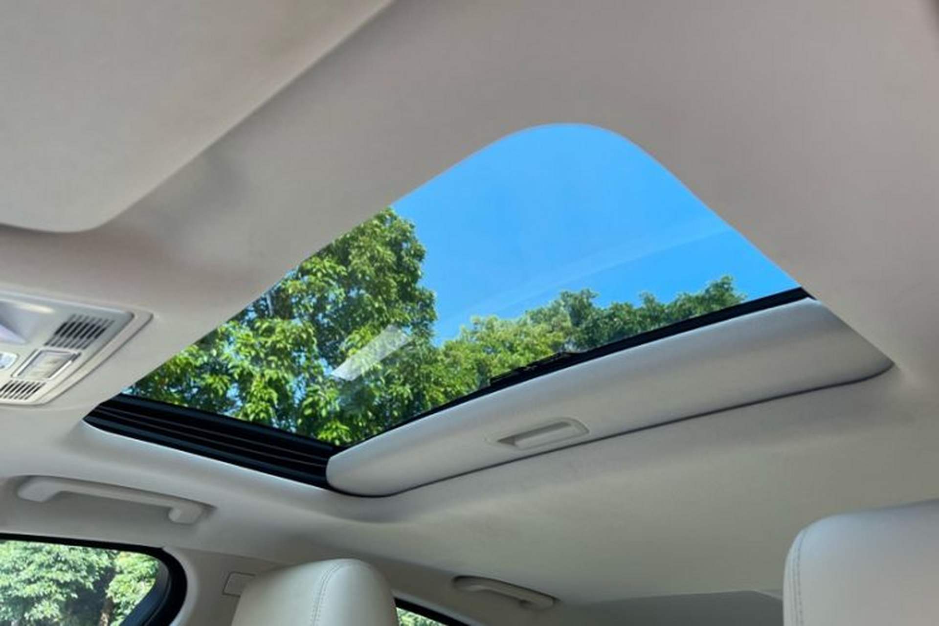 Used Jaguar XF 2015 XF 2.0T Prestige Edition Interior 8