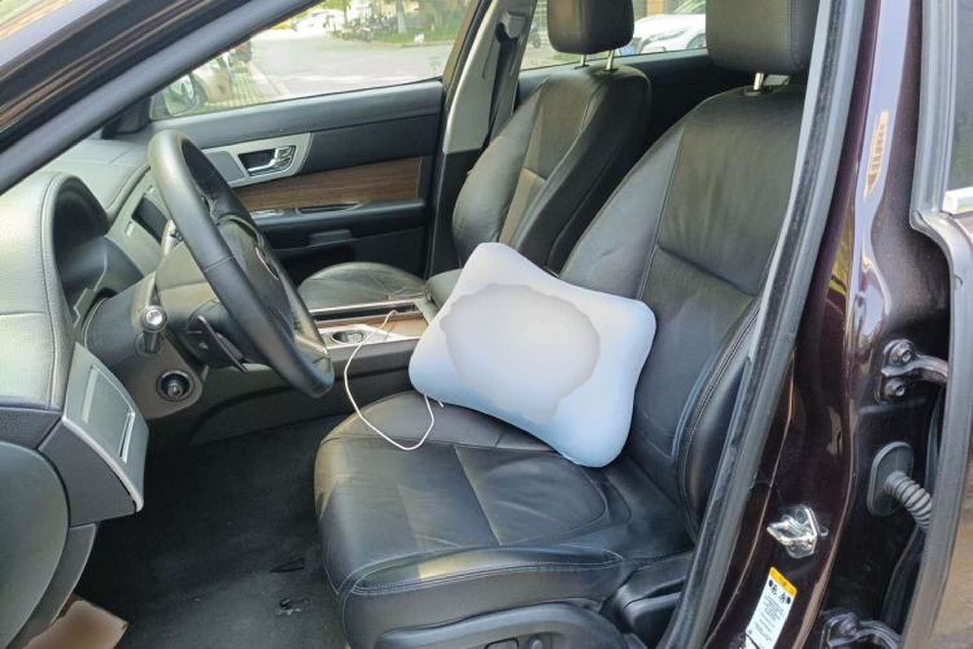 Used Jaguar XF 2015 XF 2.0T 80th Anniversary Collector's Edition Left Front Seat