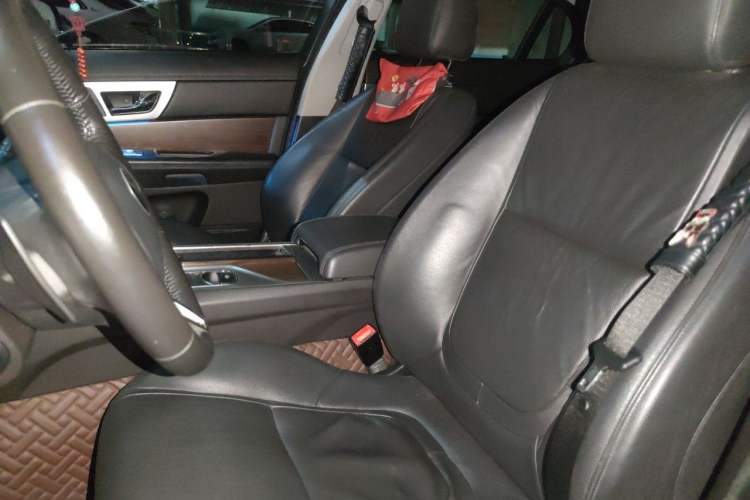 Used Jaguar XF 2015 XF 2.0T Prestige Edition Left Front Seat