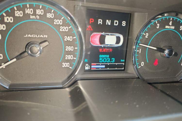 Used Jaguar XF 2015 XF 2.0T Prestige Edition Odometer Close Up