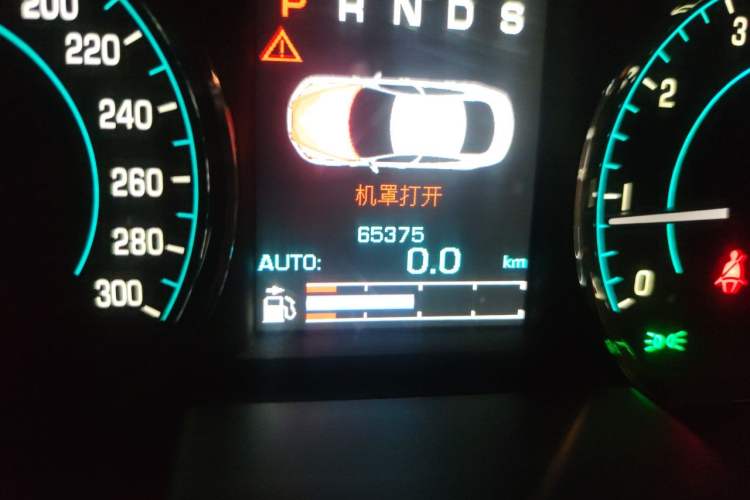 Used Jaguar XF 2015 XF 2.0T Prestige Edition Odometer Close Up